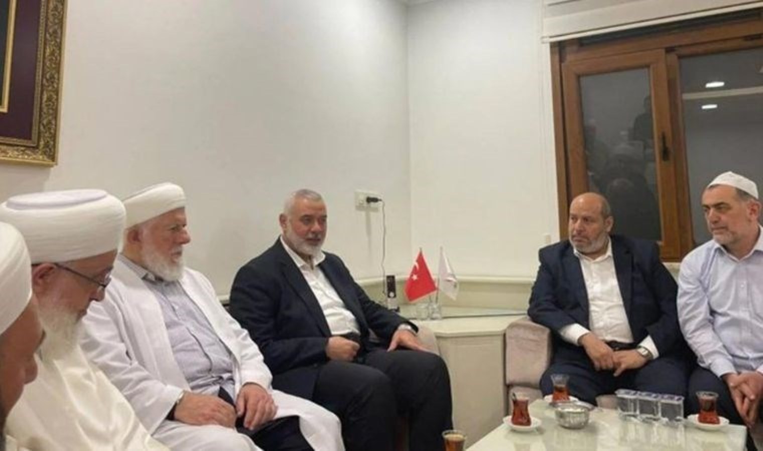 Hamas Lideri İsmail Haniye, cemaat lideri Hasan Kılıç'ın ölümü nedeniyle