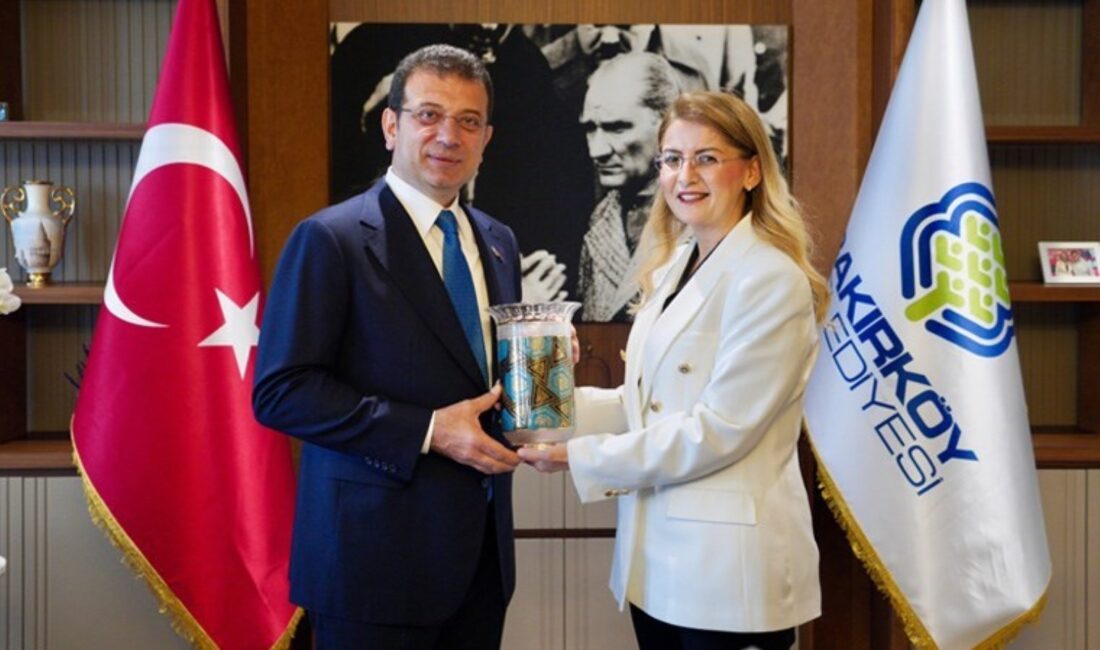 İBB Başkanı Ekrem İmamoğlu,