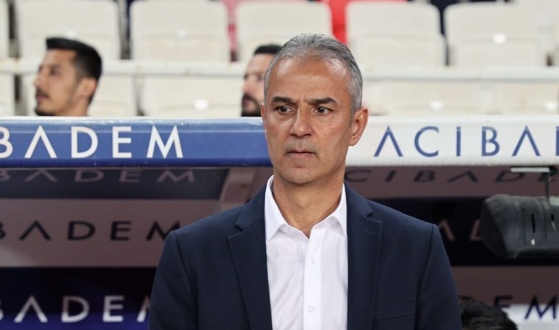 Fenerbahçe Teknik Direktörü İsmail