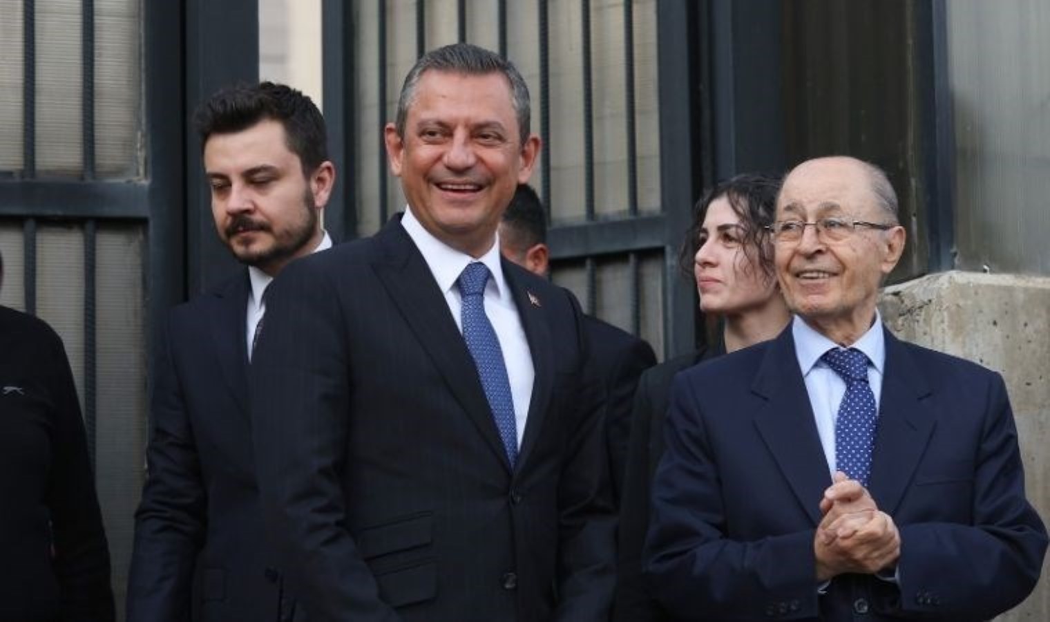 CHP Genel Başkanı Özgür Özel, 10. Cumhurbaşkanı Ahmet Necdet Sezer’e