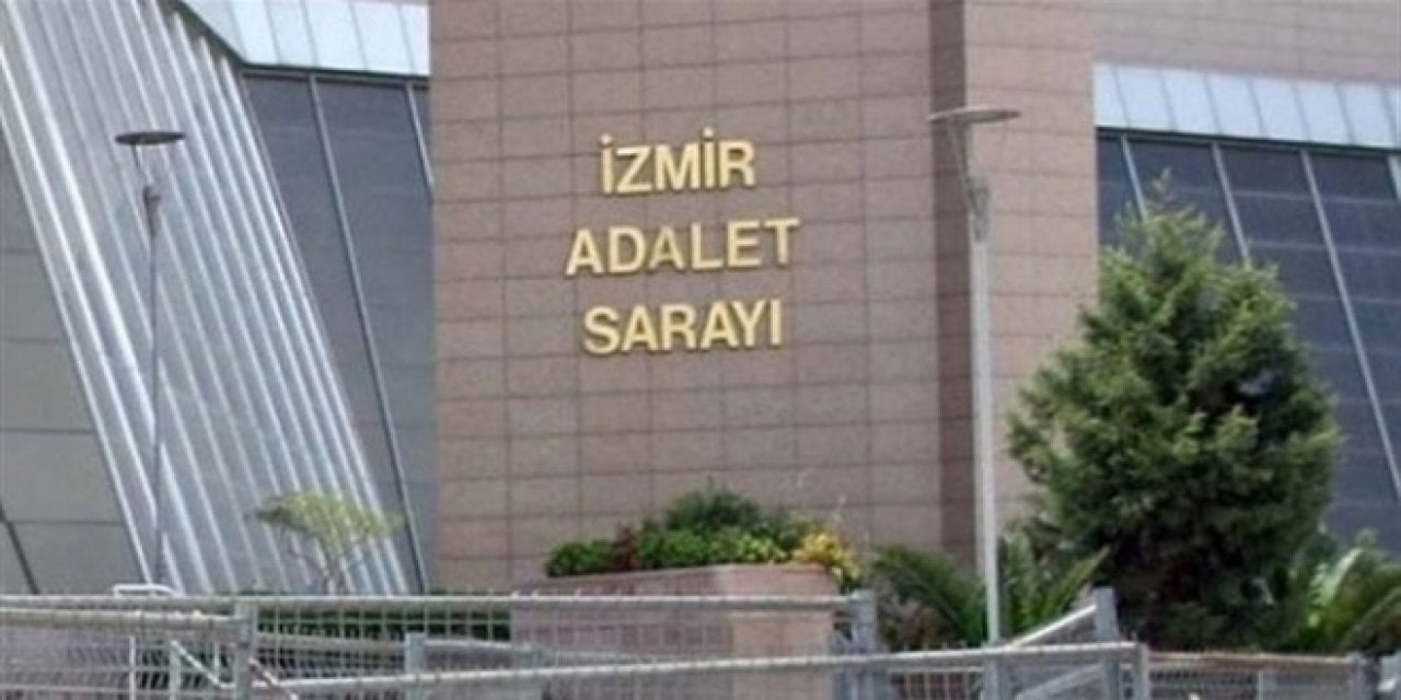 İzmir Adliyesi’nde Avukat ve Polisler Birbirine Girdi!